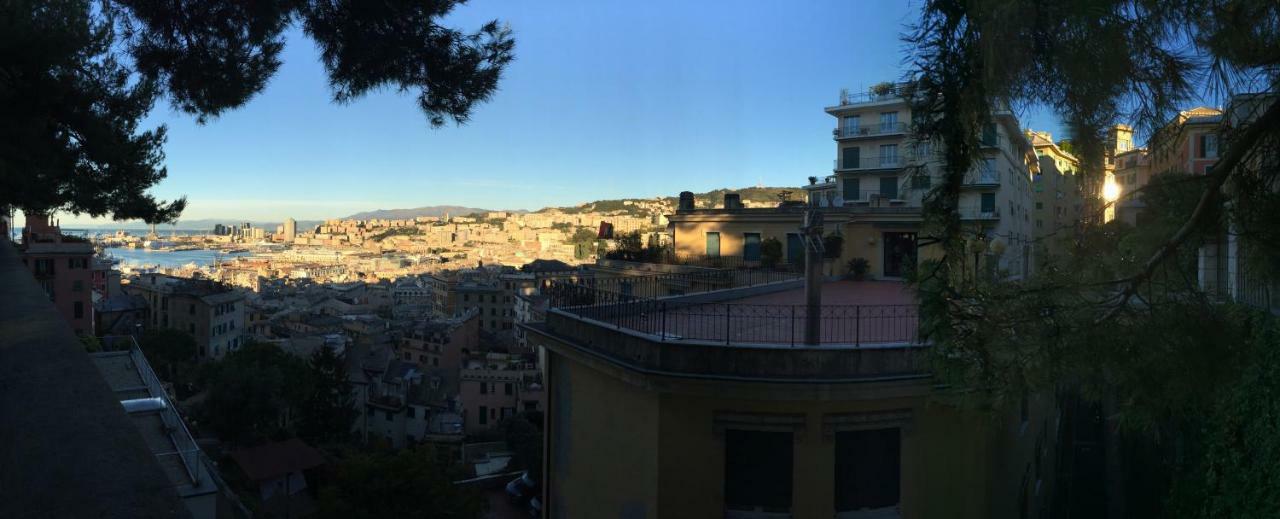 Old Port Apartment 4 Beds Genoa Ngoại thất bức ảnh