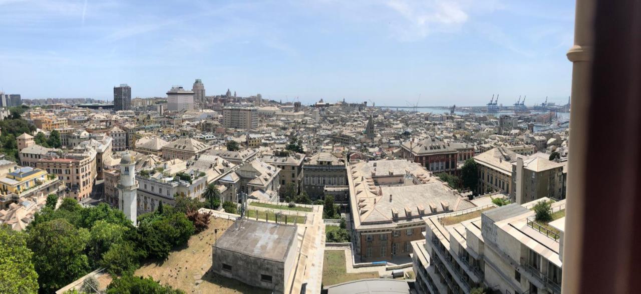 Old Port Apartment 4 Beds Genoa Ngoại thất bức ảnh